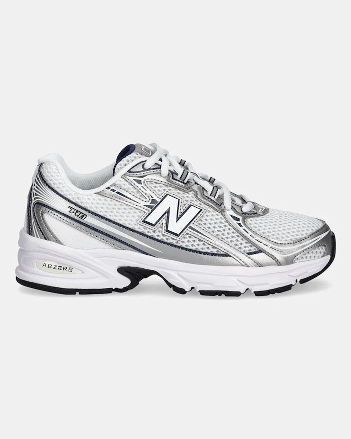 New Balance 740 Sneakers