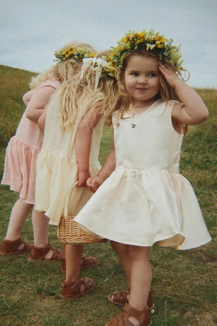 Konges Sløjd разкроена рокля BELLIS DRESS GRS