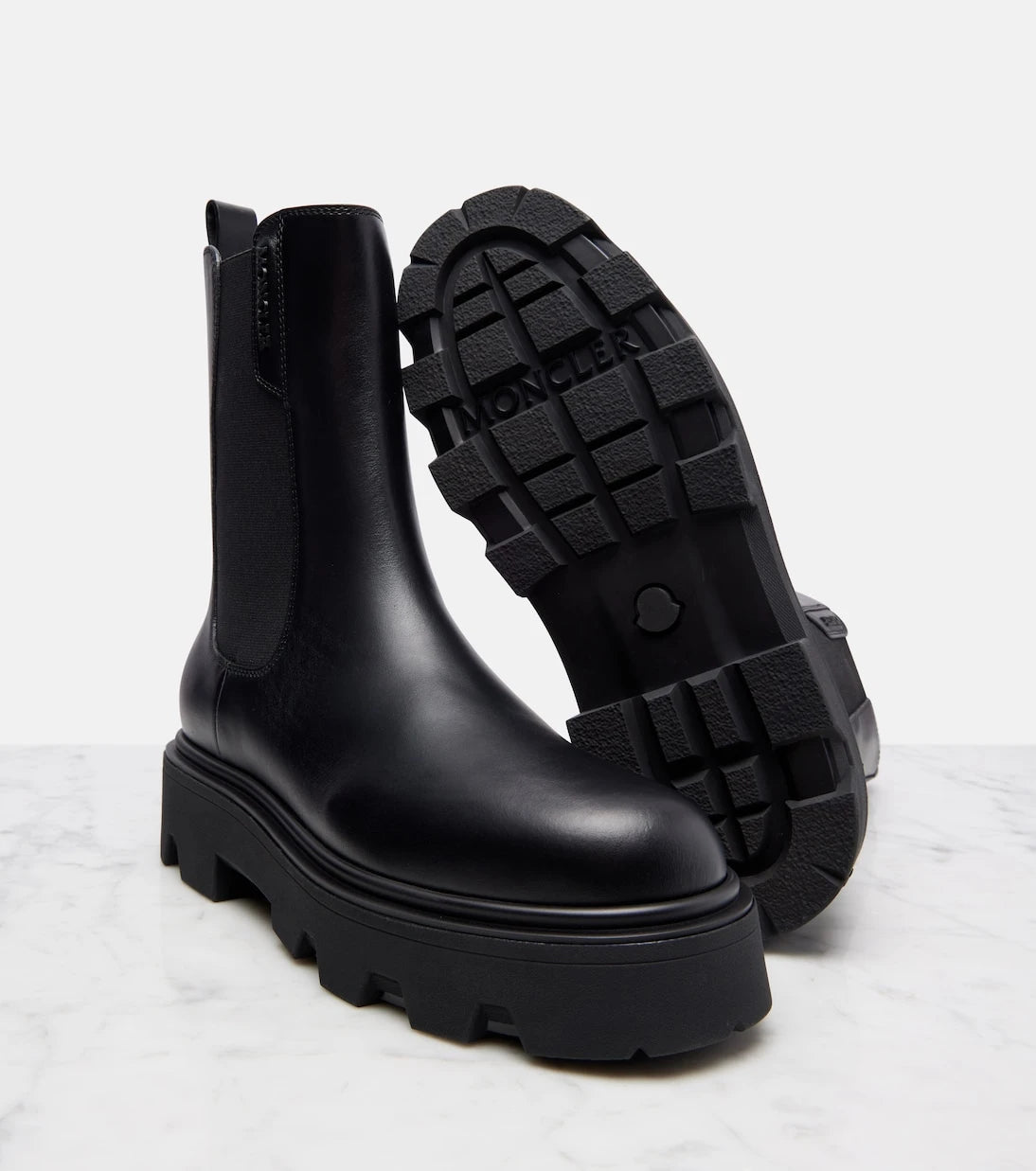 Moncler - حذاء تشيلسي "أوريا" الجلدي