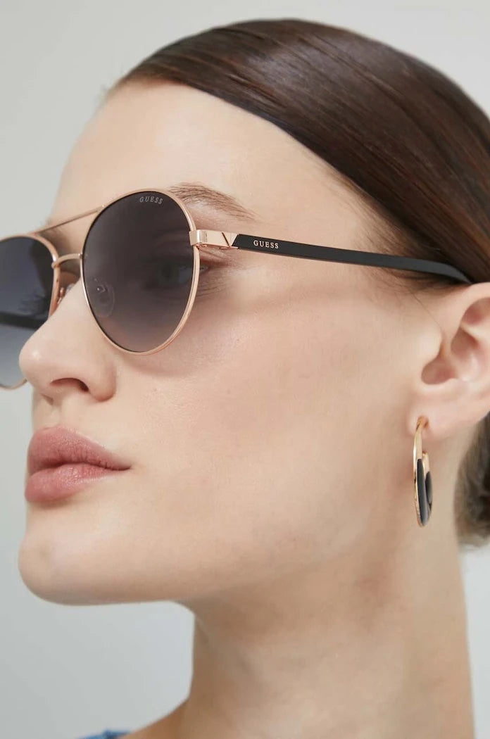 Слънчеви очила Guess