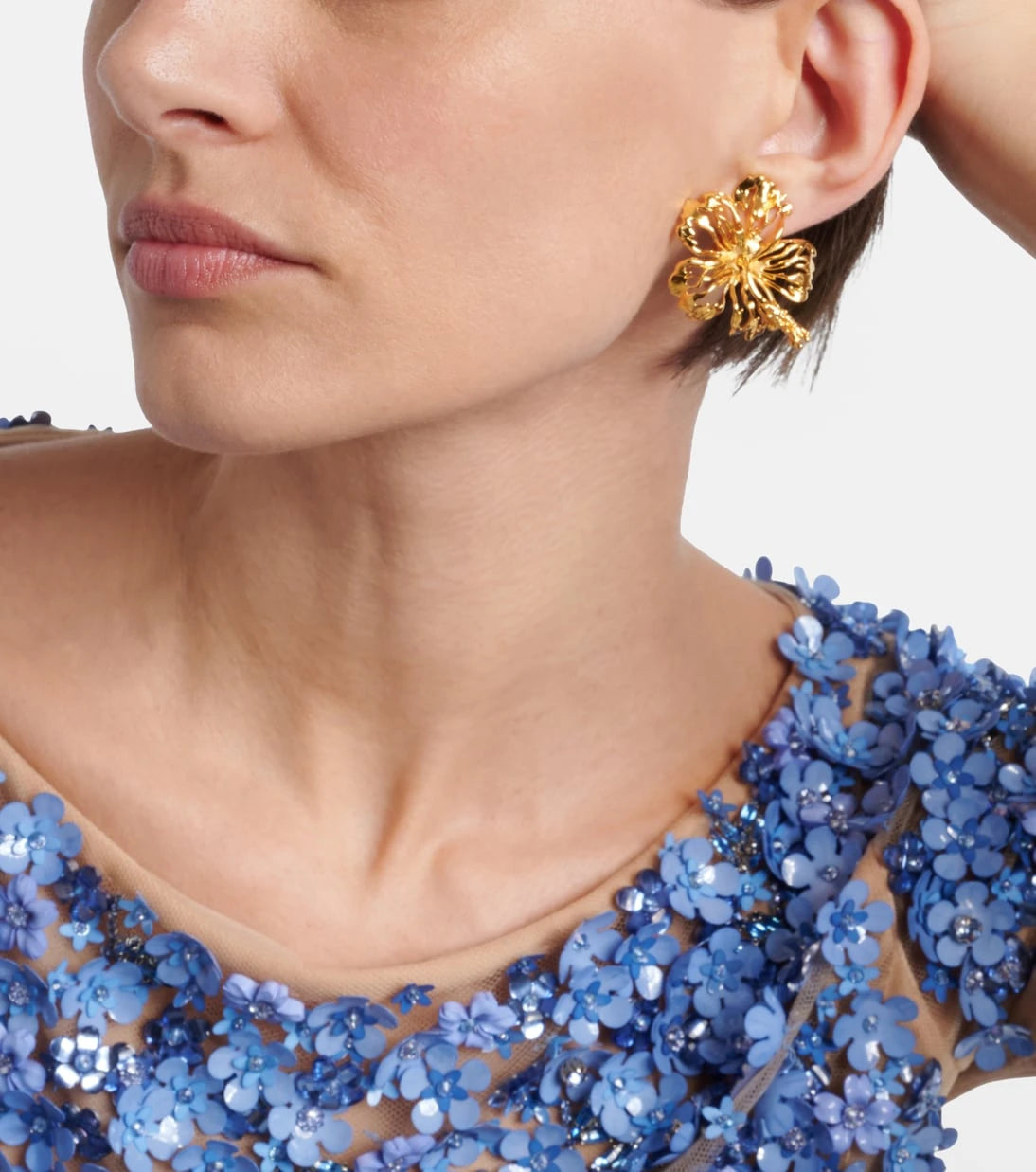 Oscar de la Renta - Hibiscus clip-on earrings