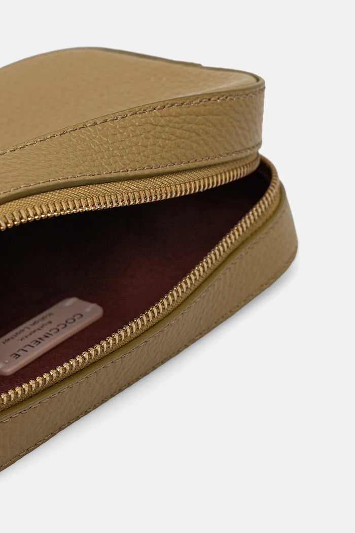 Coccinelle Kadın Deri Crossbody Çanta