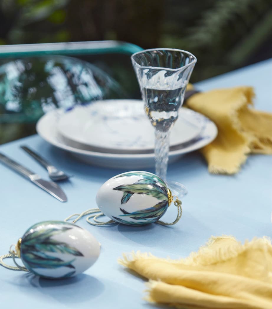 Large 2025 Magpie Egg