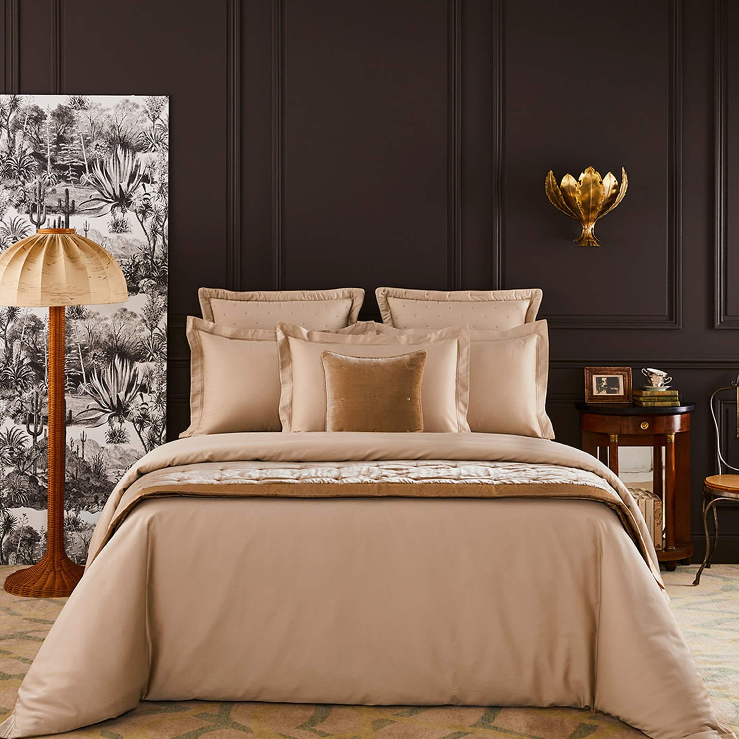 Triomphe King Oxford Pillowcase (50cm x 90cm)