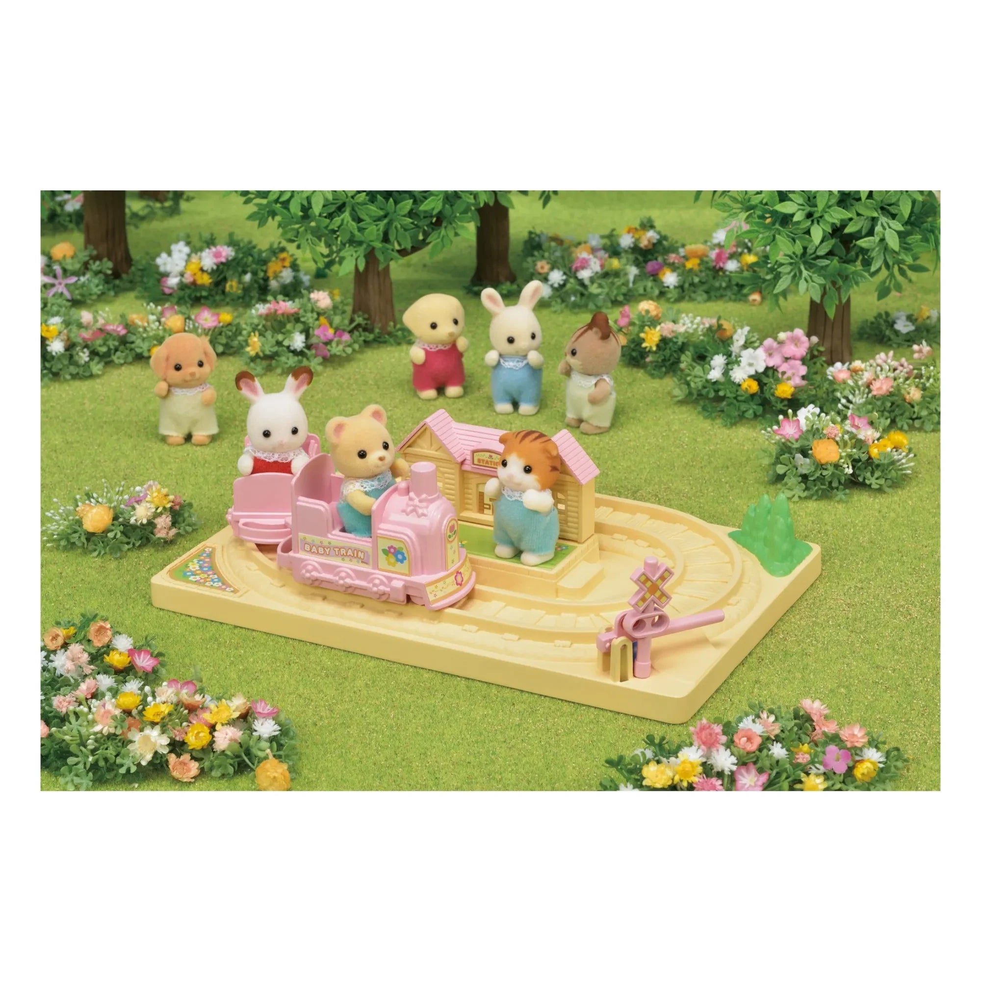 Sylvanian Families - Choo Choo Train and Baby Bear Toy
