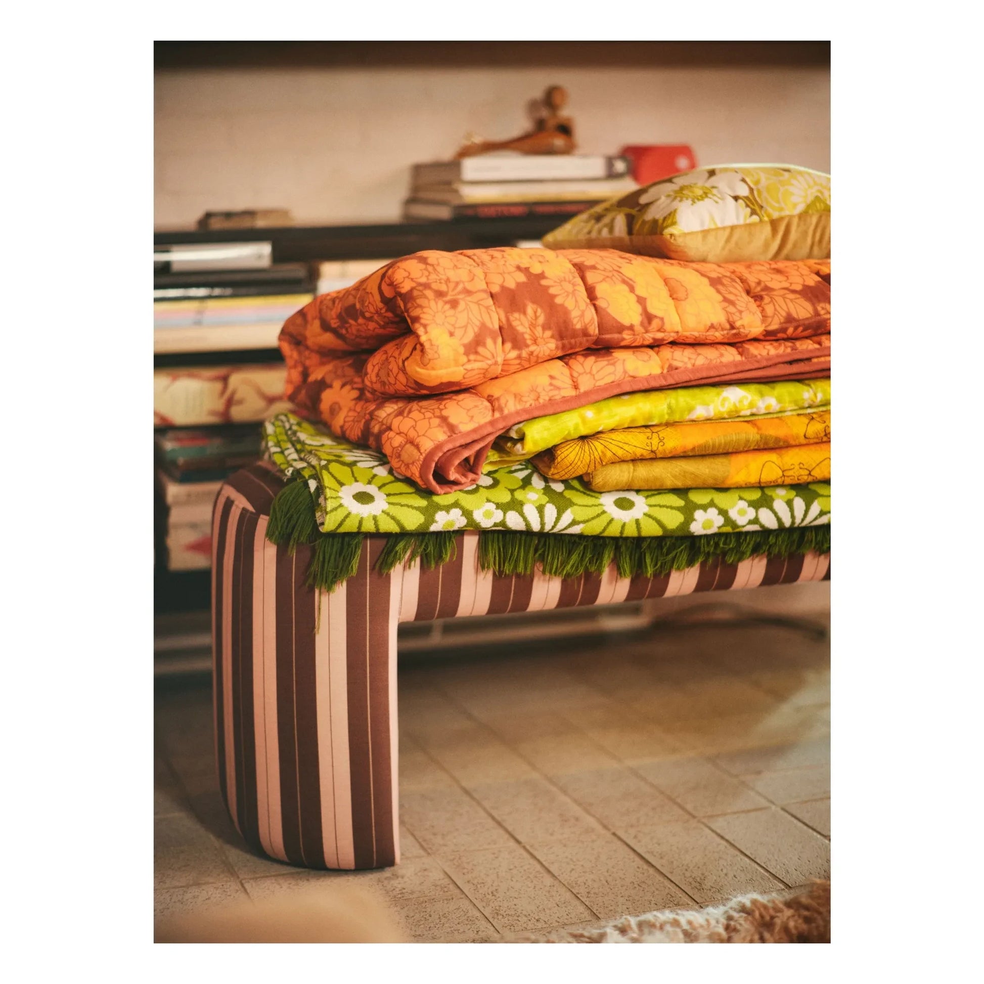 HKliving - Lobby bench | Pink