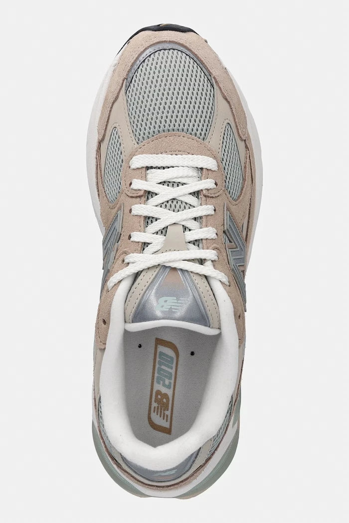 New Balance 2010 Sneakers