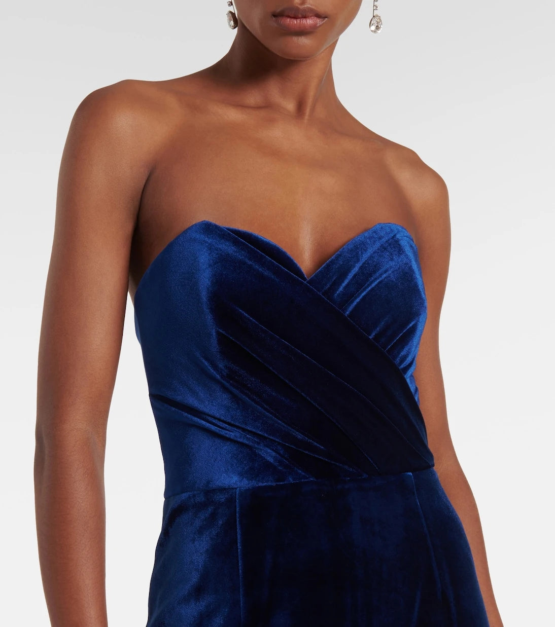 Rebecca Vallance - Vivicia velvet gown