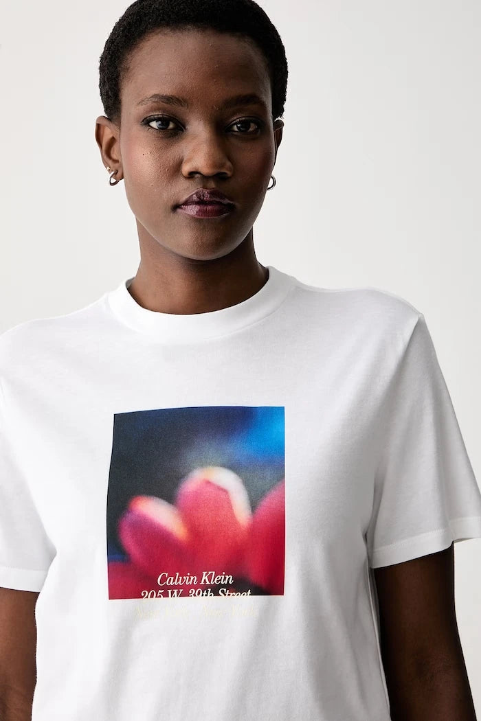 Calvin Klein Jeans kadın pamuklu tişört