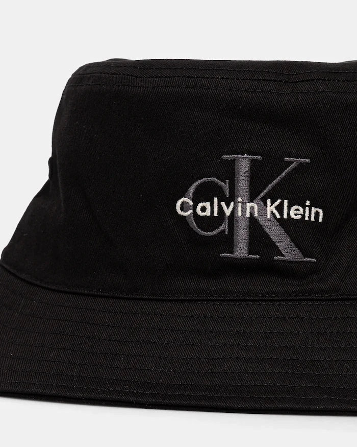 Calvin Klein Jeans erkek pamuklu balıkçı şapka
