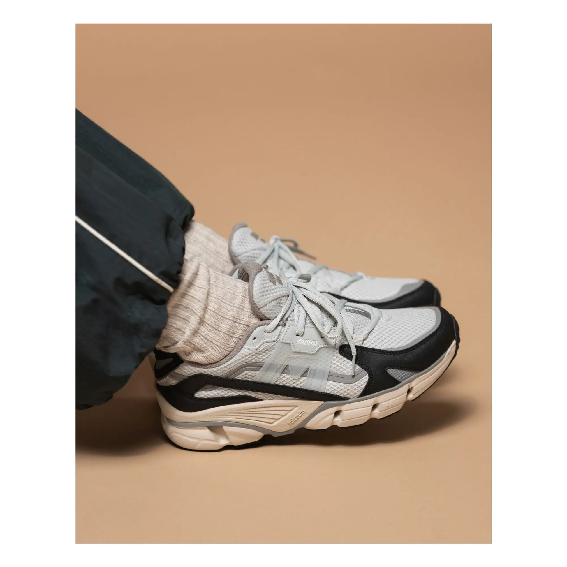 Karhu - Super Fulcrum Basket | Grey