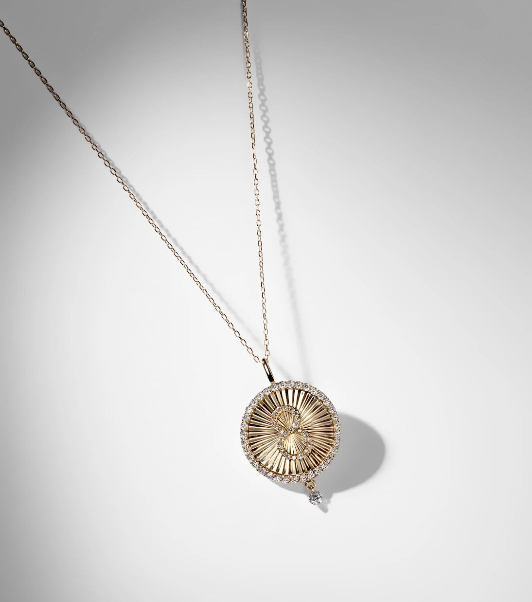 Persée - Lucky Charm Eight 18kt gold necklace with diamonds