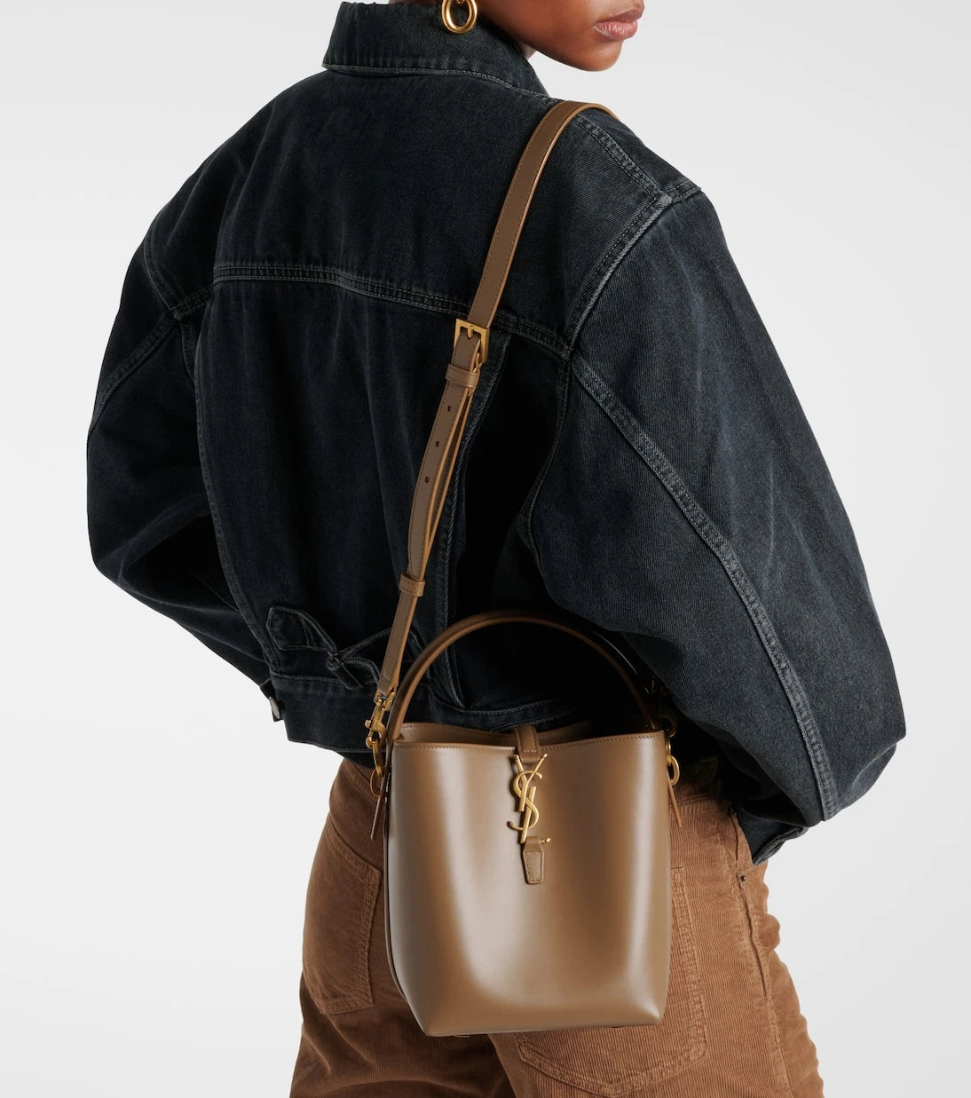 Saint Laurent - Le 37 Small leather bucket bag