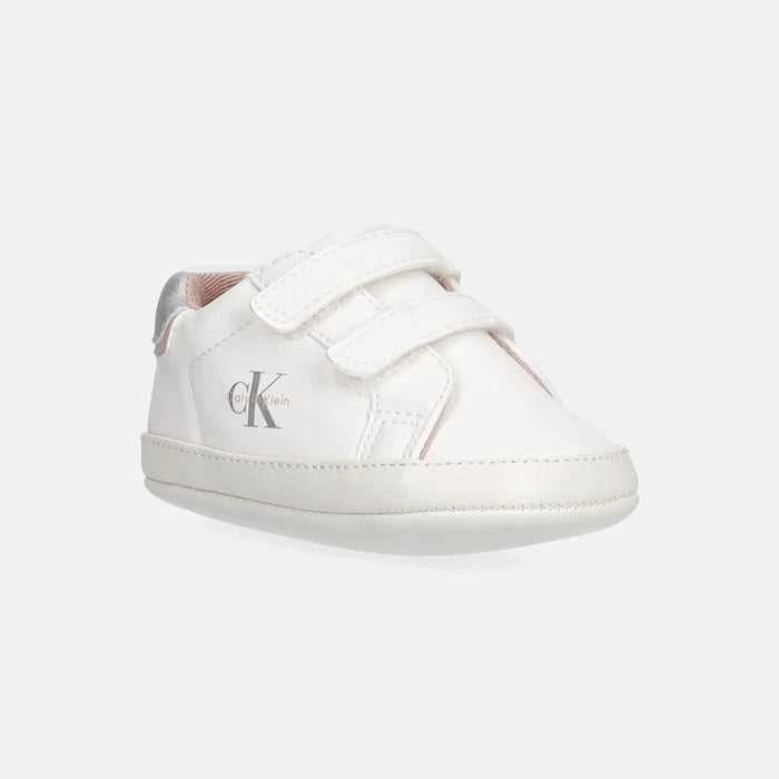 Calvin Klein маратонки за бебе