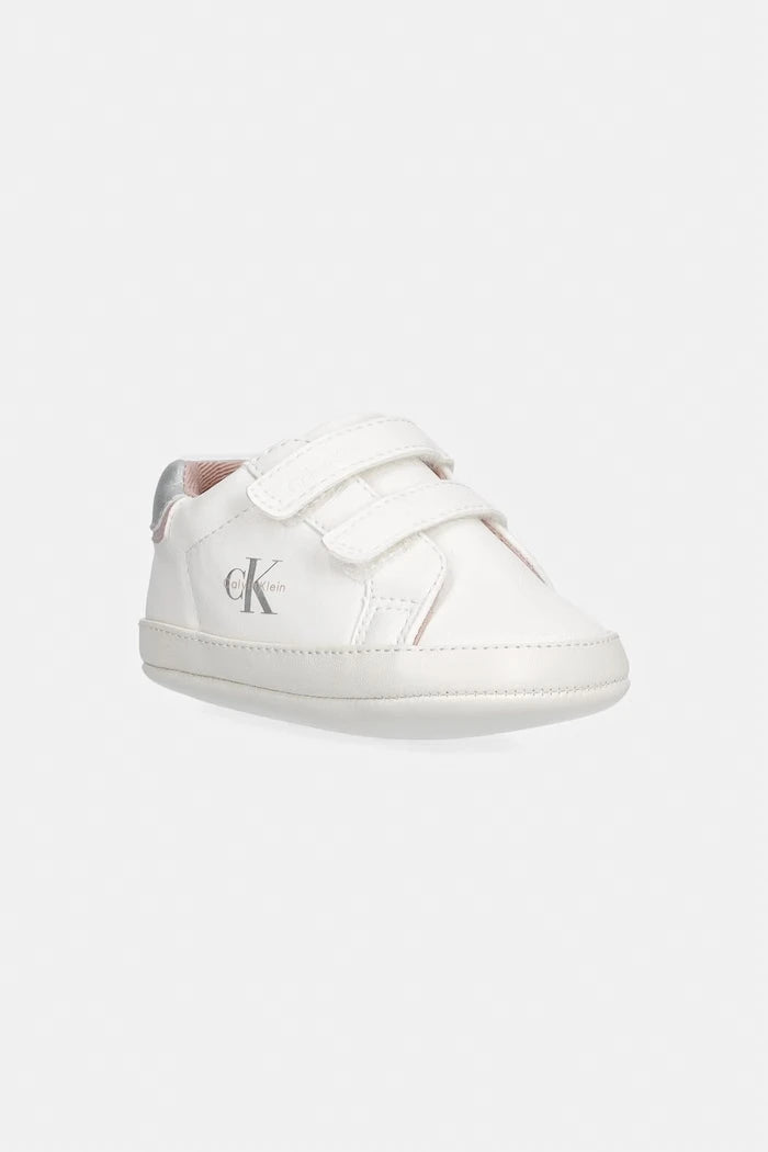 Calvin Klein маратонки за бебе