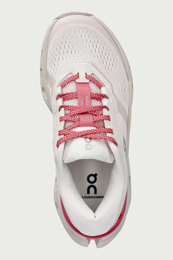 On Cloudrunner 3 Kadın Koşu Ayakkabısı