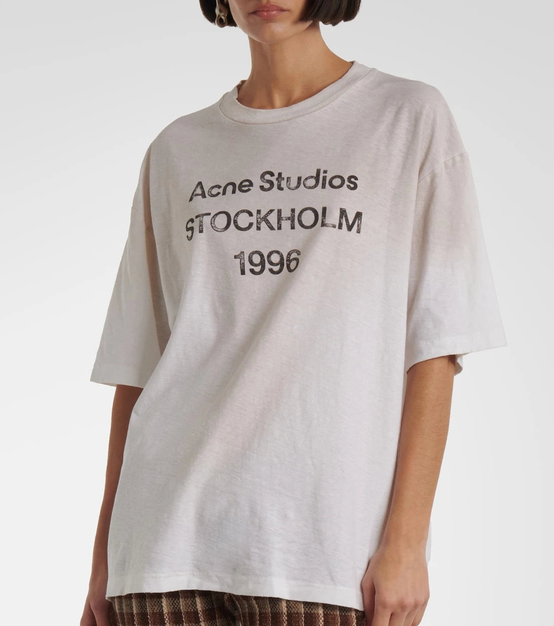 Acne Studios - تي شيرت قطن وقنب بشعار متآكل