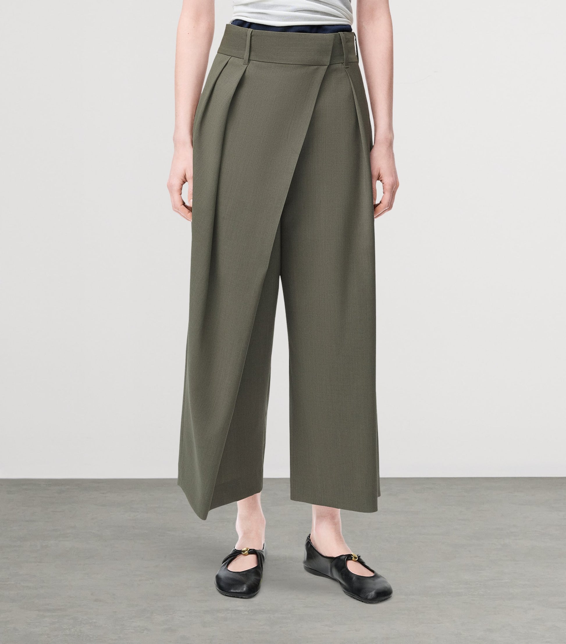 Green Wool Cropped Wrap Trousers