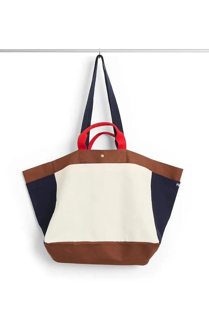 Чанта за пикник HAY Weekend Bag 67 x 25 x 34 cm