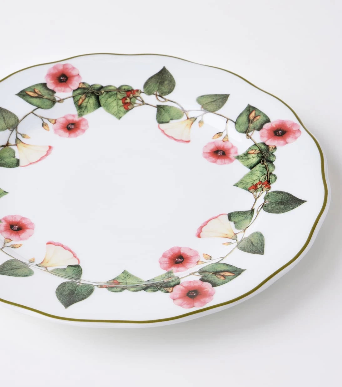 Cabana - Ciclamino floral porcelain dinner plate