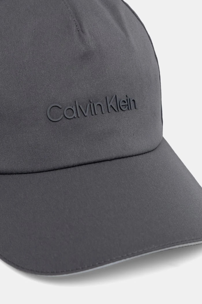 Calvin Klein trucker şapka