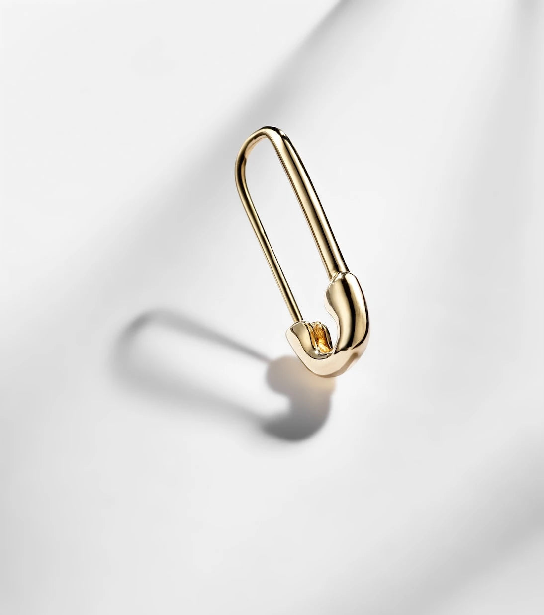 Anita Ko - Safety Pin 18kt gold single earring