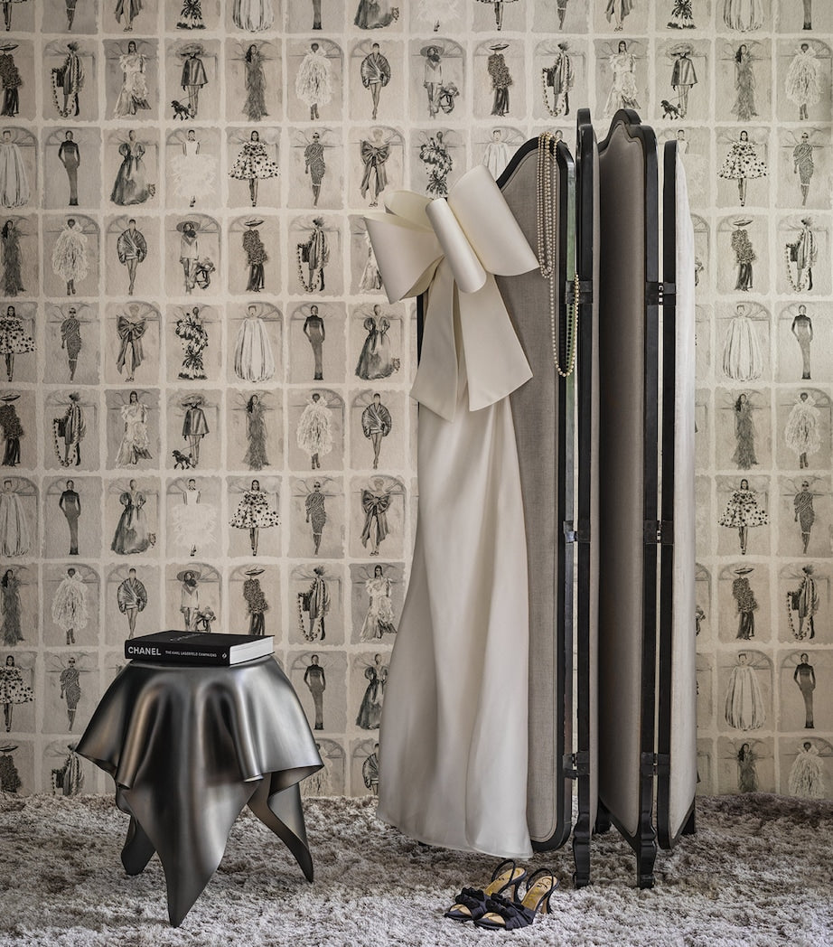 Cole & Son x Harrods Interior Design 175 Anniversary Edition Couture Carousel Window Wallpaper - Monochrome Pearl