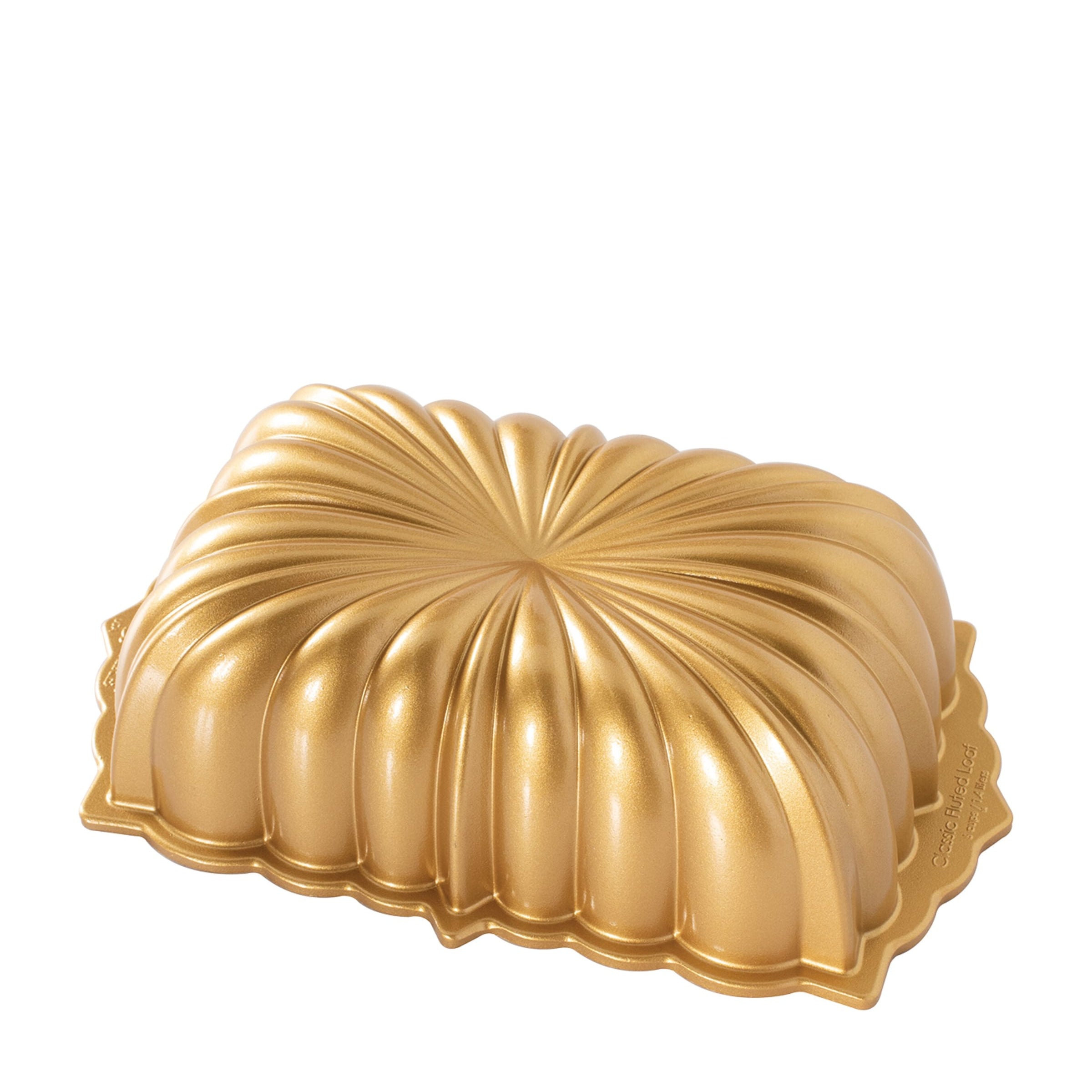 Classic Fluted Loaf Pan (15cm)