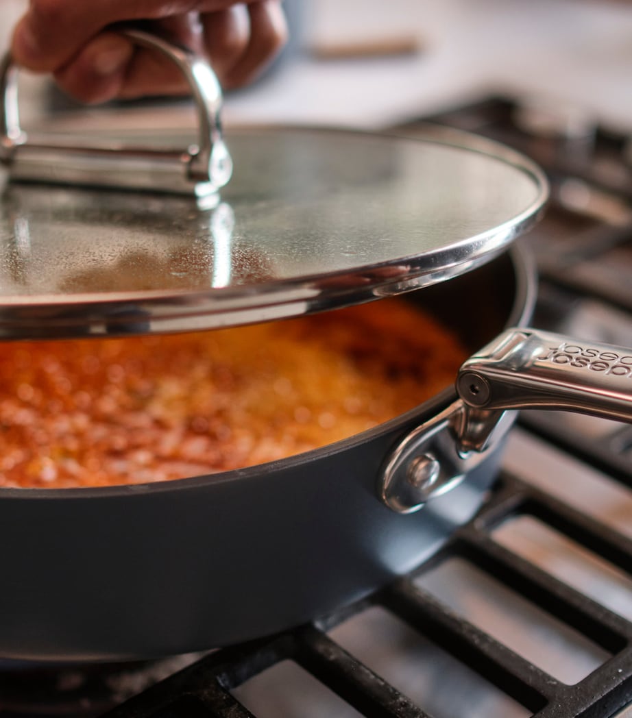 Space Non-Stick Folding Handle Saute Pan and Lid (28cm)