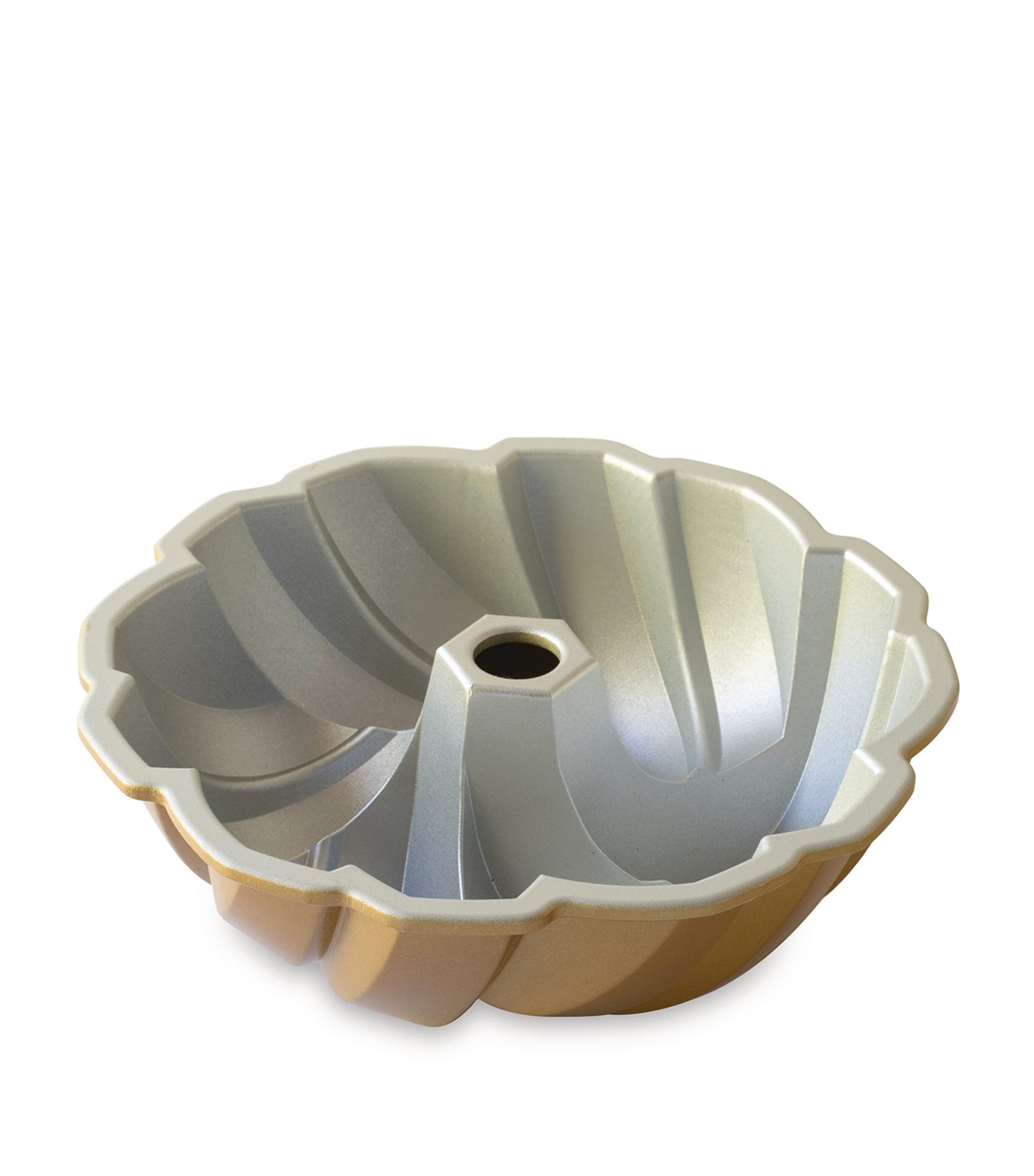 Nordic Ware 75th Anniversary Braided Bundt Pan (27cm)