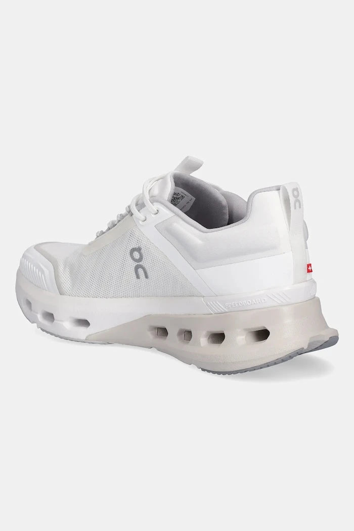 On CLOUDNOVA X Spor Ayakkabı