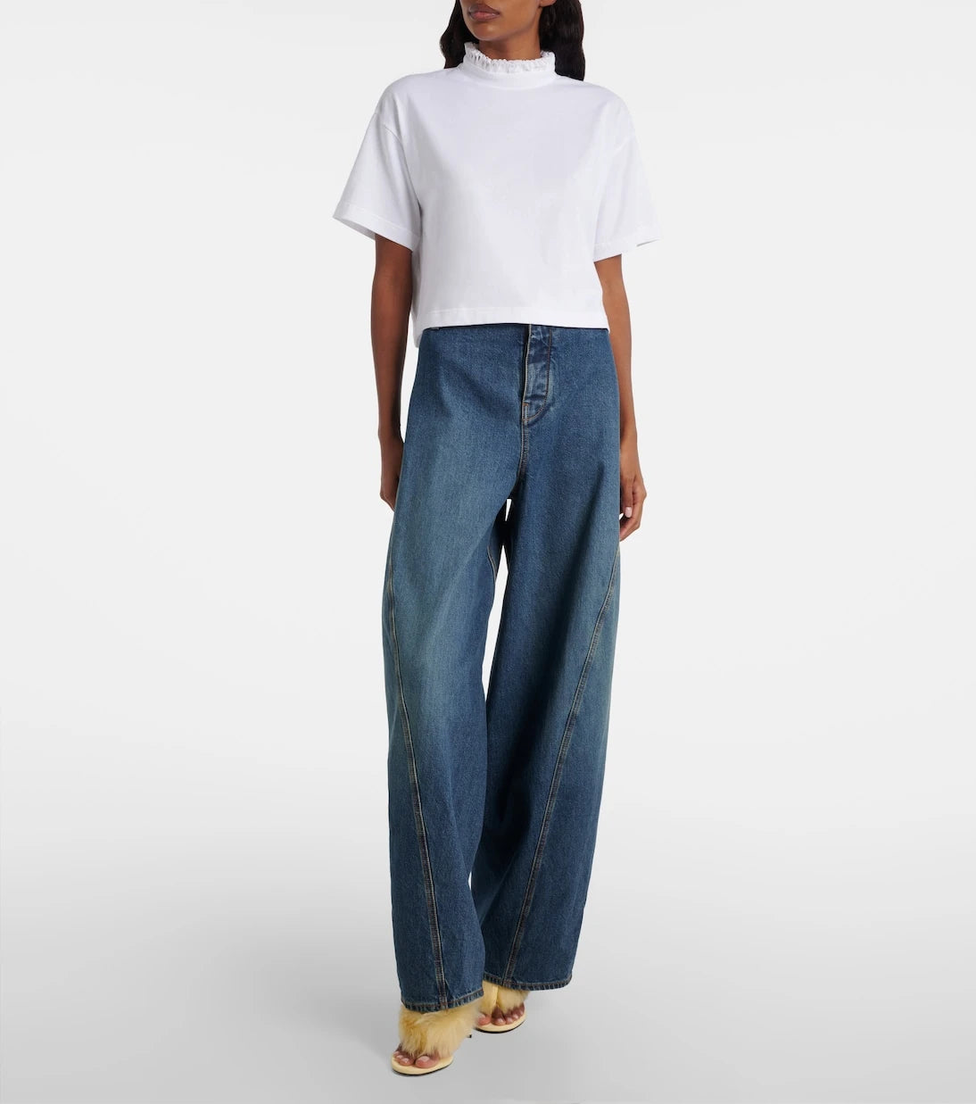 Alaïa - Shearling and leather thong sandals