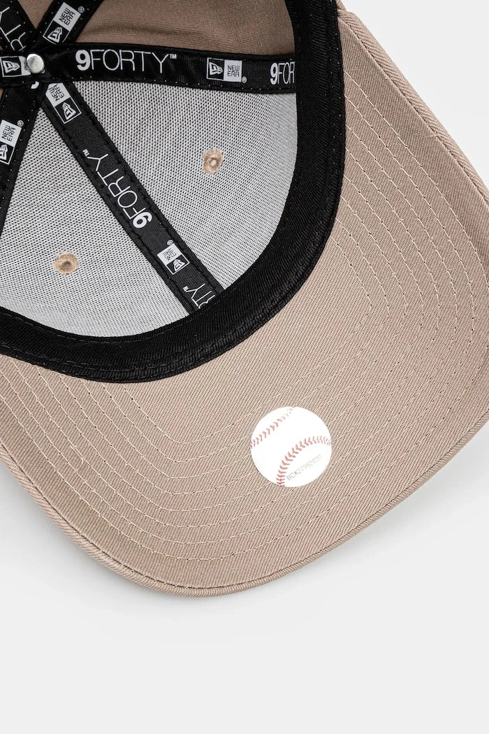 New Era LEAGUE ESSENTIAL 9FORTY® Pamuk Şapka