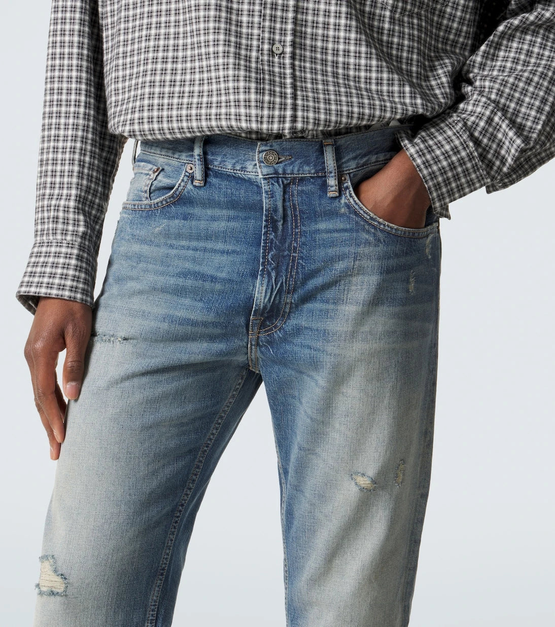 Acne Studios - بنطلون جينز 1979M بقصة ضيقة ومظهر مهترئ