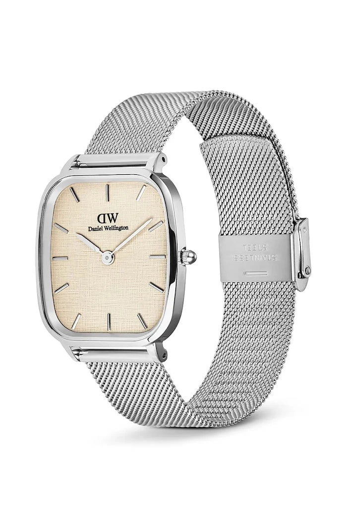 Часовник Daniel Wellington