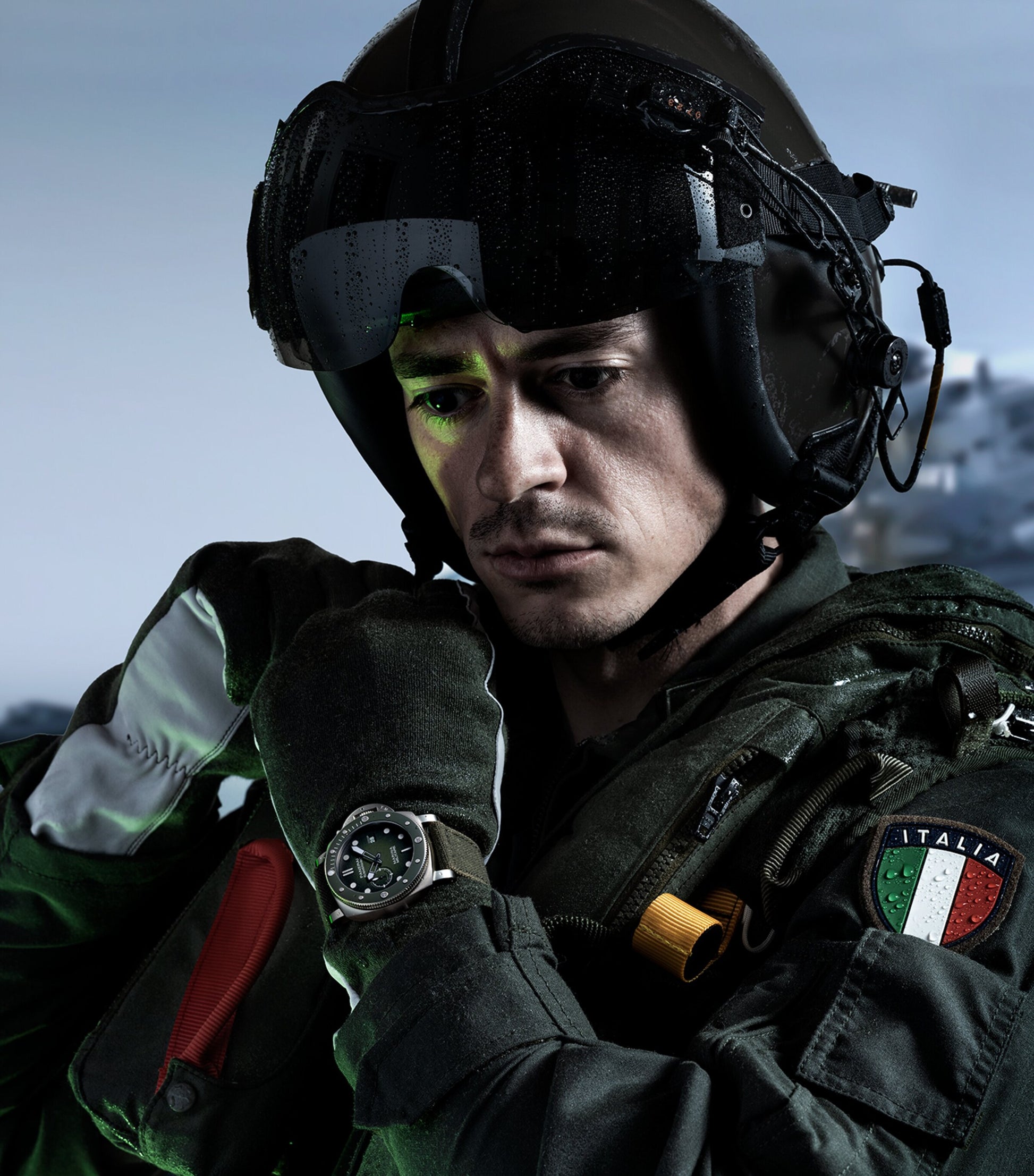 Stainless Steel Submersible Marina Militare Watch 44mm