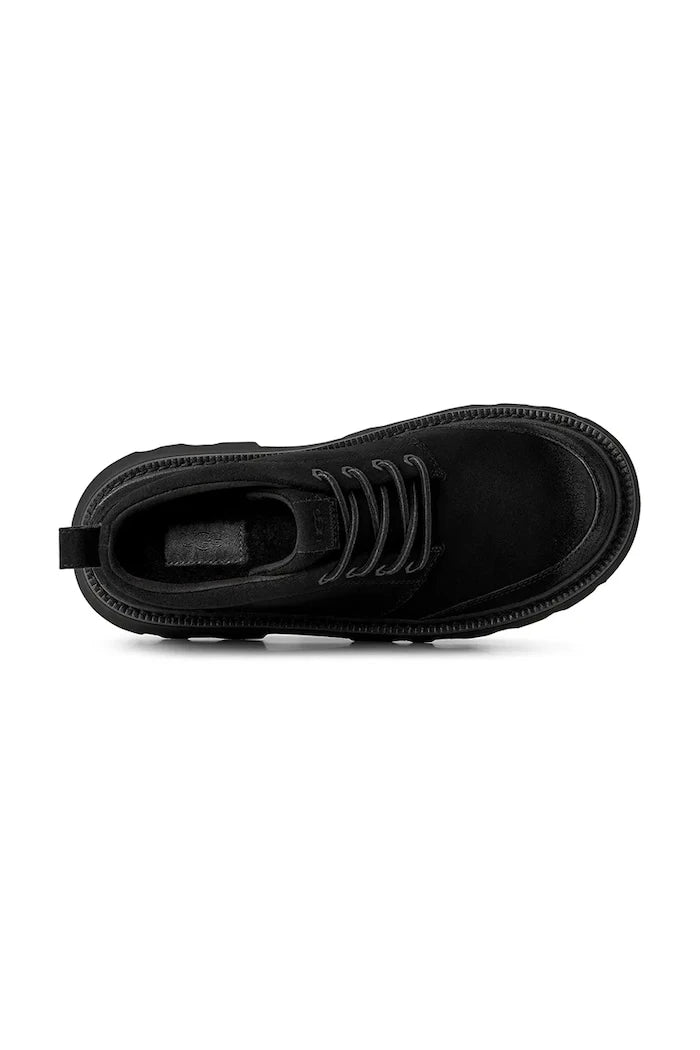 Високи обувки UGG Chukka Lug