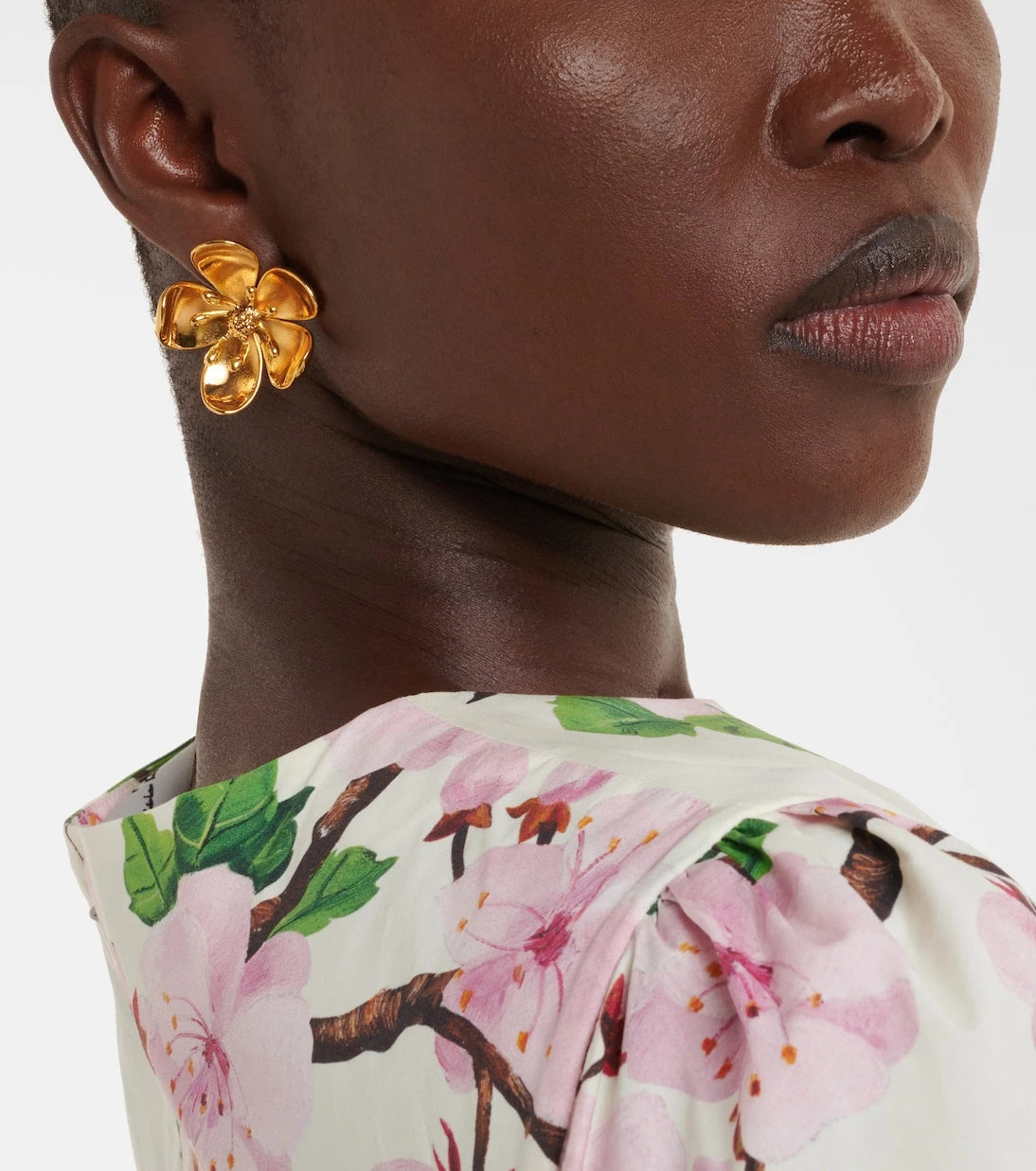 Oscar de la Renta - Cherry Blossom Small earrings