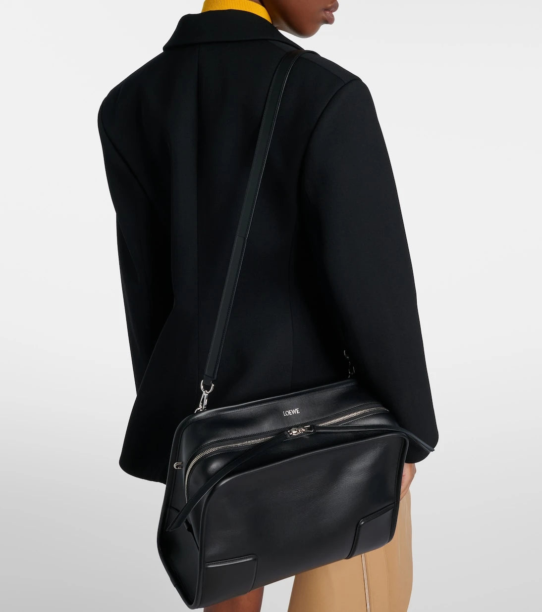 Loewe - Amazona 180 Large leather top-handle bag