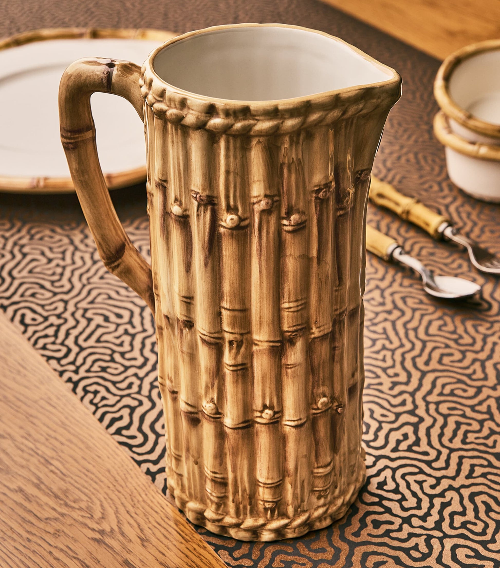 Les-Ottomans Bamboo Jug