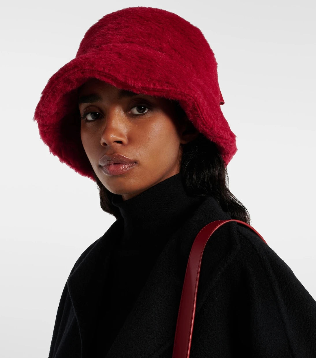 Max Mara - Figura wool and silk teddy bucket hat