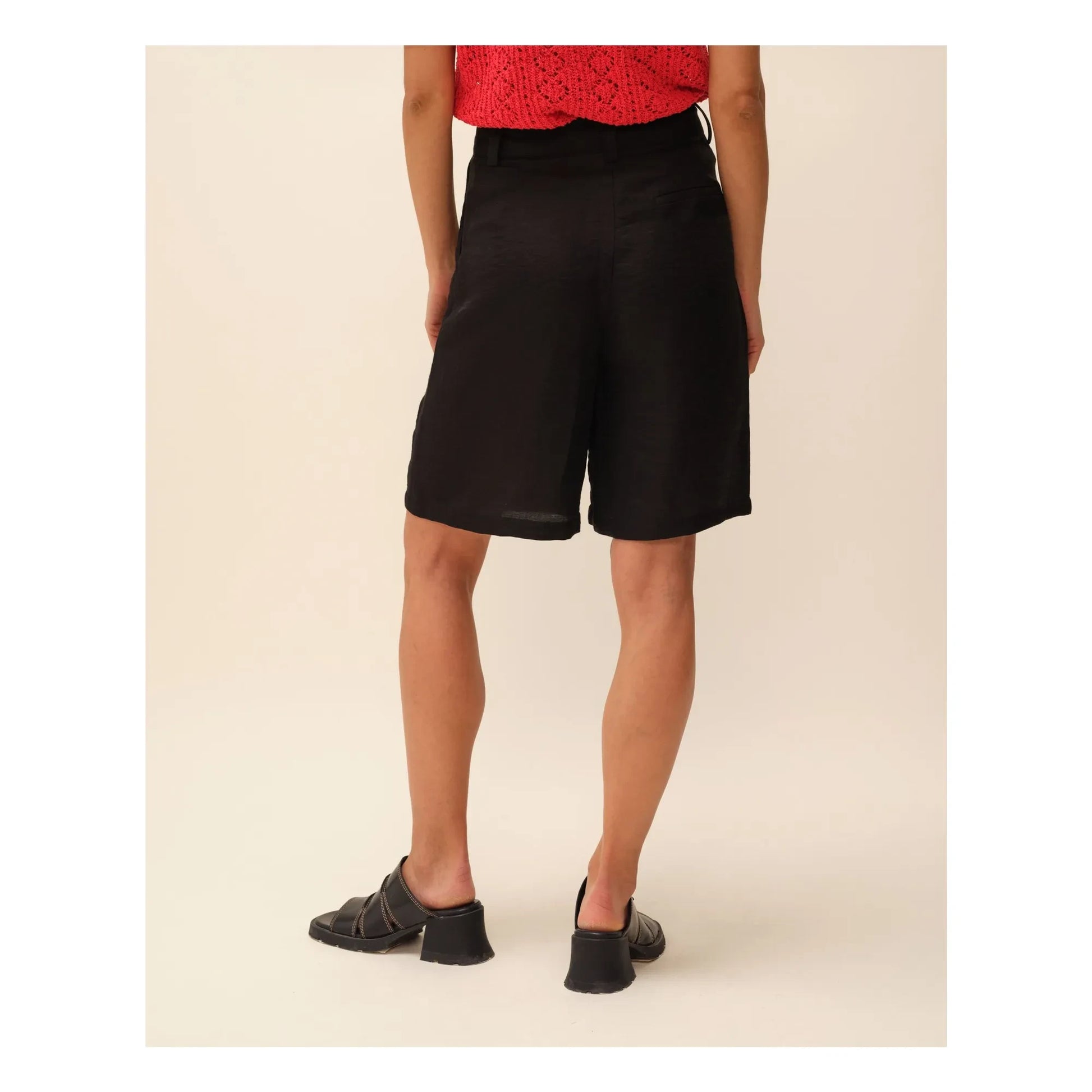 Nitah - Bermuda shorts Myriam | Black