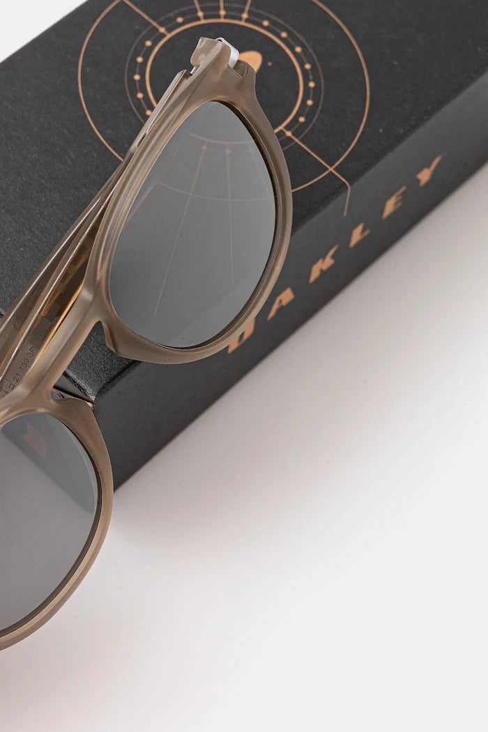 Слънчеви очила Oakley