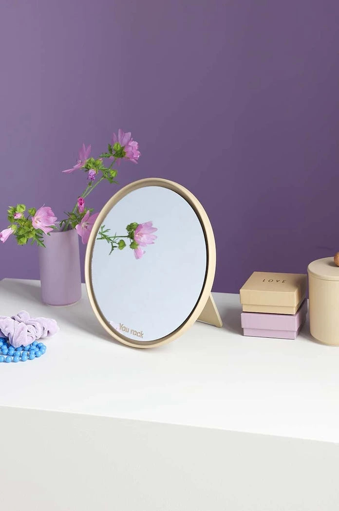 Козметично огледало Design Letters Mirror Mirror