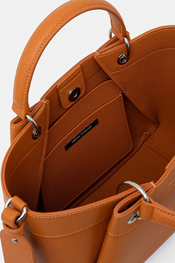 Armani Exchange kadın çantası, suni deriden