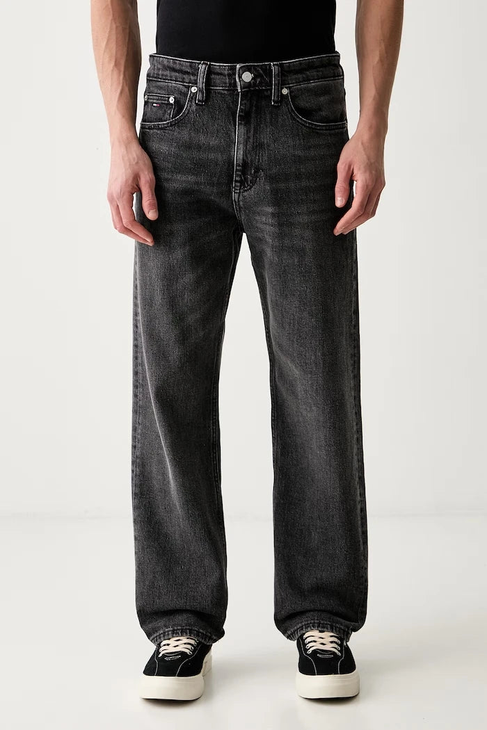 Tommy Jeans regular erkek jean pantolon