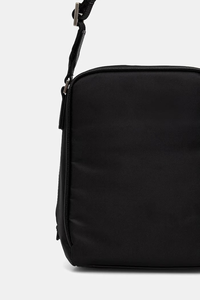 Calvin Klein Erkek Çapraz Çanta