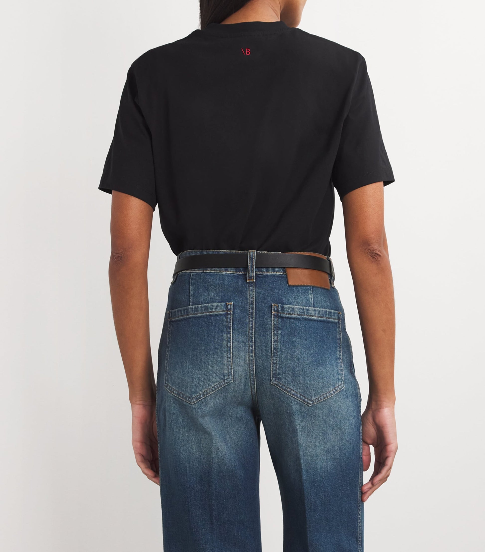 Black Leather B-Buckle Belt