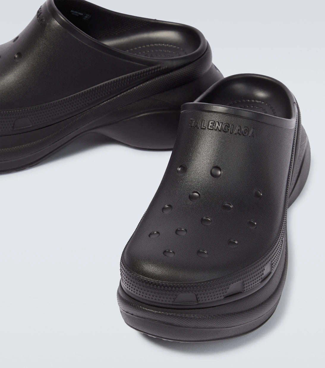 Balenciaga - x Crocs platform slides
