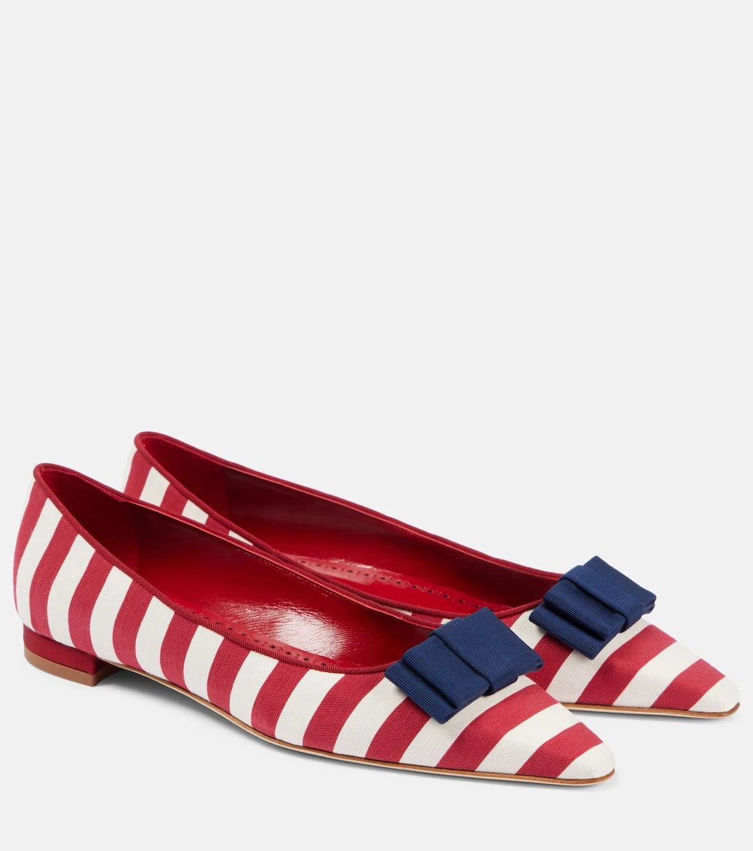 Manolo Blahnik - حذاء ريادور الباليه المسطح المخطط بعقدة